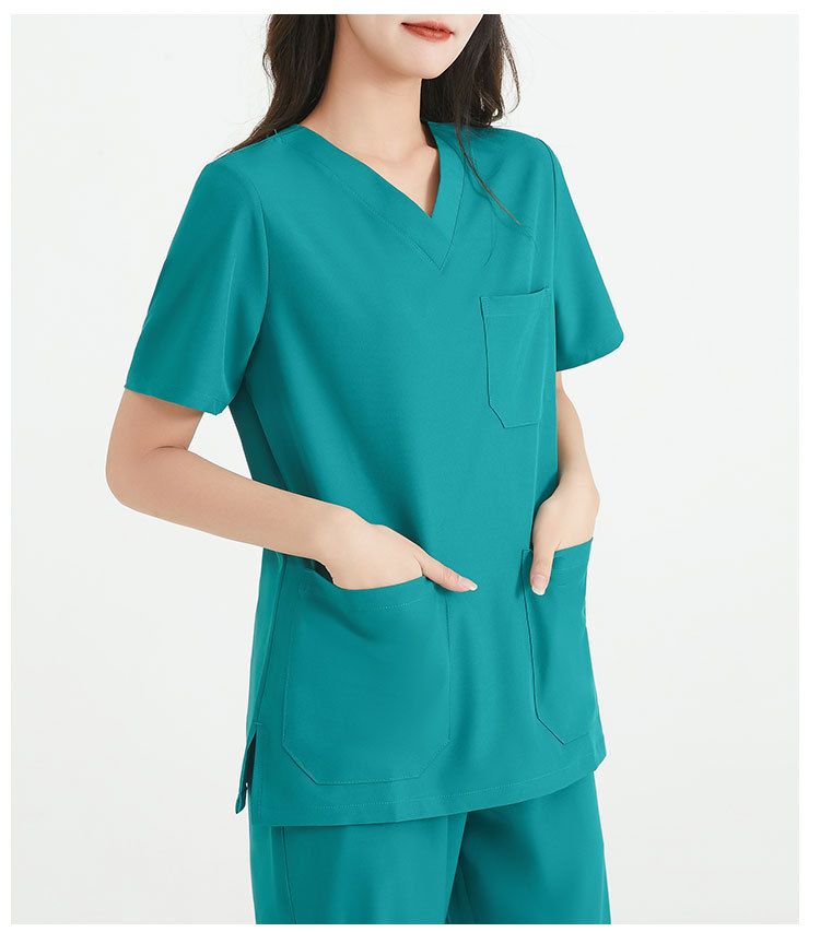 Pranie damskich, elastycznych  – Lab Coat Medical recenzja i cena